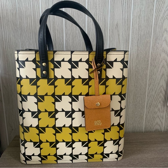 Orla Kiely Handbags - Orla Kiely Sycamore Leaf Printed Willow Tote Bag Leather Mustard Yellow